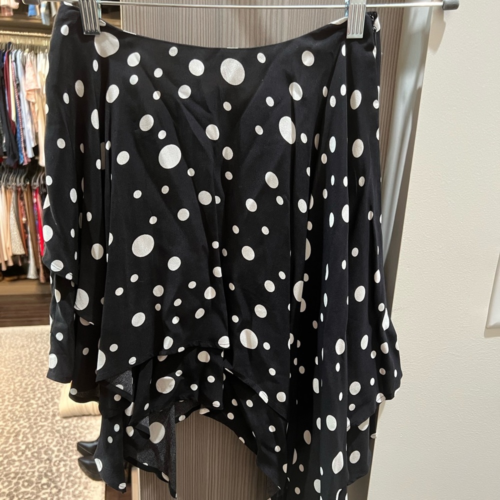 Lovers & Friends NEW XS Black/White Dotted High/Low Lined Mini Skirt